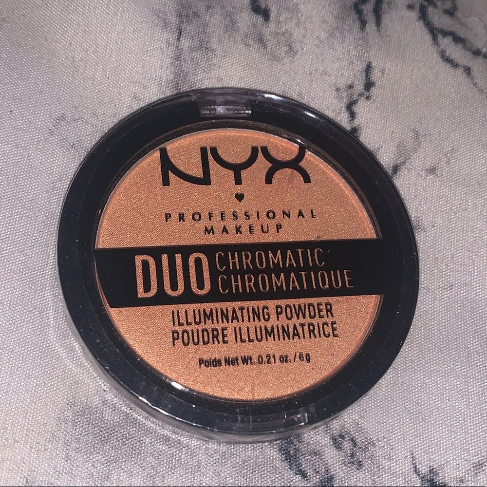 NYX Illuminating powder